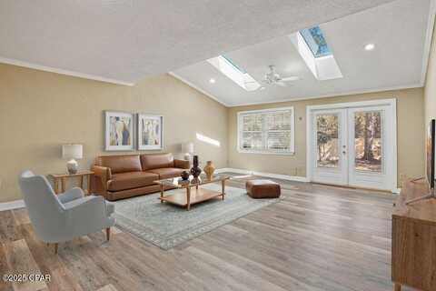 1025 W 19th Street, Panama City, FL 32405