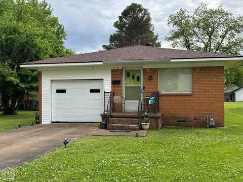 318 E Elm Street, Walnut Ridge, AR 72476