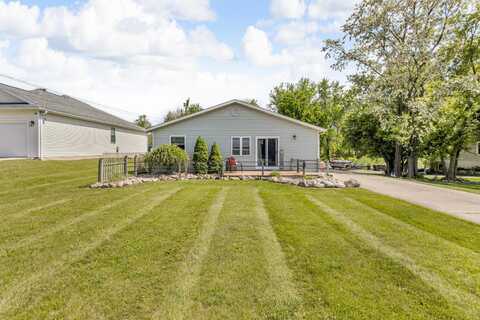 220 Nottingham Drive, Brooklyn, MI 49230