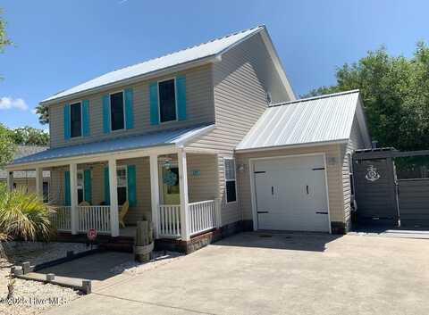 124 NE 15th Street, Oak Island, NC 28465