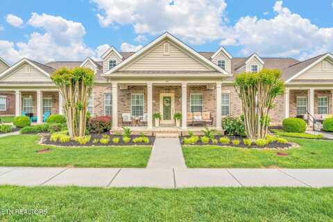 147 Hatleyberry St, Oak Ridge, TN 37830