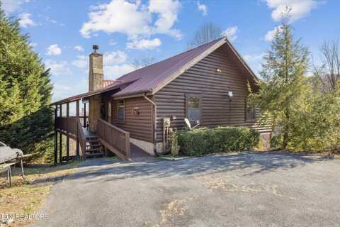 2409 Walnut Cove Way, Sevierville, TN 37862