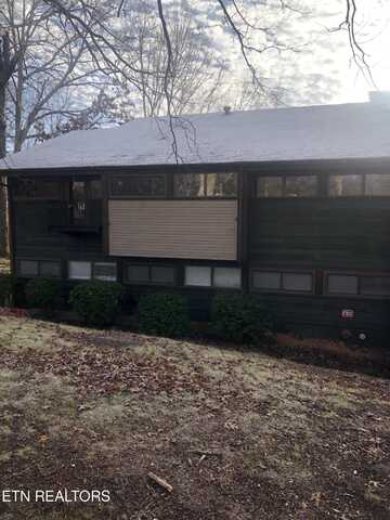 13 Ridgeway Rd, Norris, TN 37828