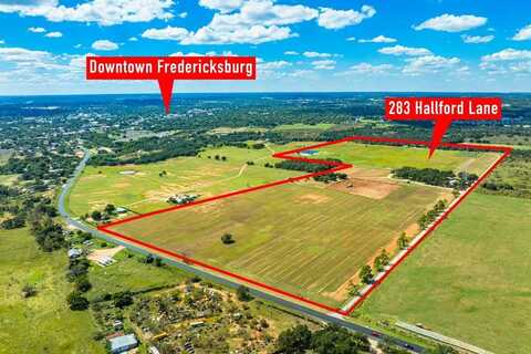283 Hallford Ln, Fredericksburg, TX 78624