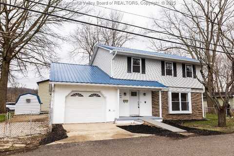 1525 Jackson Avenue, Saint Albans, WV 25177