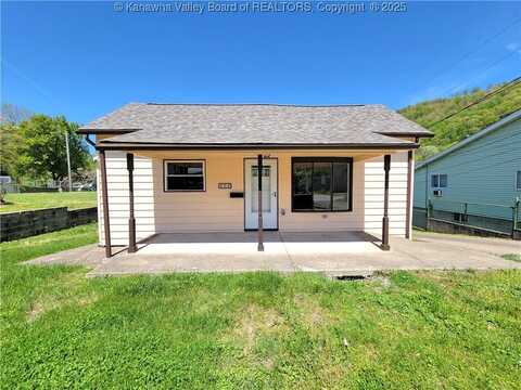 205 Georges Drive, Charleston, WV 25306