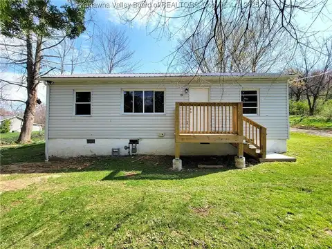 131 Lilly Street, Daniels, WV 25832