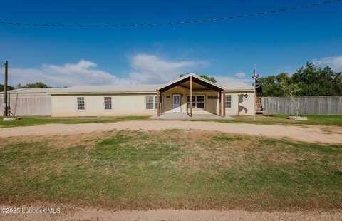 1328 Avenue N, Tahoka, TX 79373