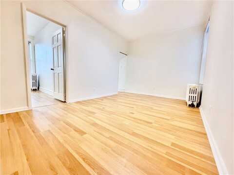 78 Avenue U, Brooklyn, NY 11223