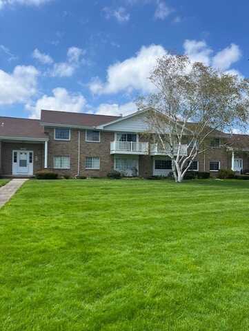 1010-b Greenleaf Road, Greece, NY 14612