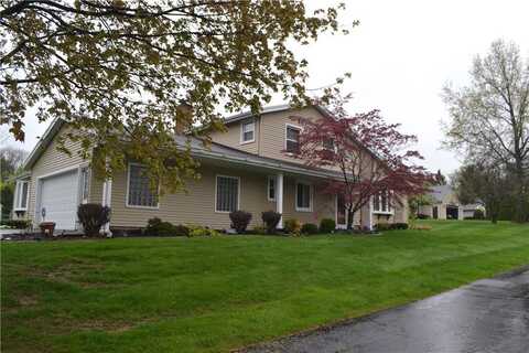 86 Everwild Lane, Greece, NY 14616