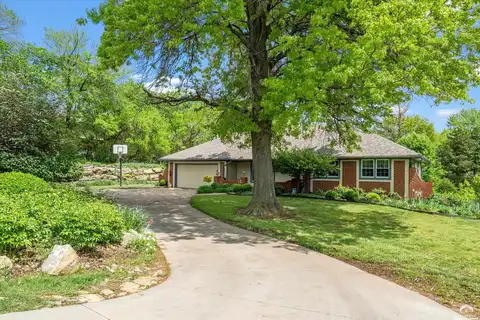 2106 Kasold Drive, Lawrence, KS 66047