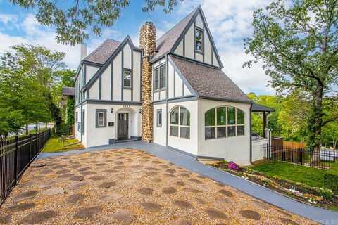 4001 Cedar Hill Road, Little Rock, AR 72205