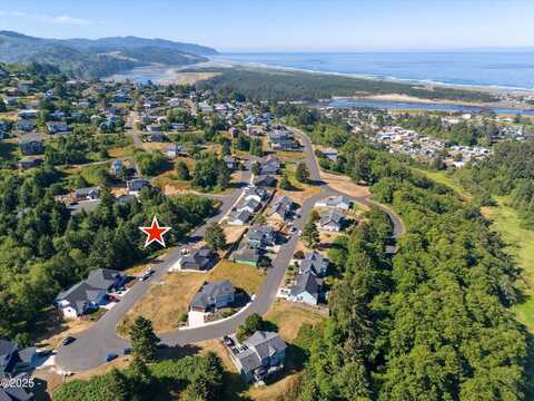 34 Lahaina Loop, Pacific City, OR 97135