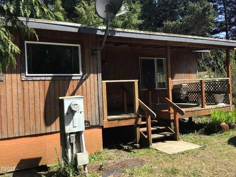 220 Hazelton, Depoe Bay, OR 97341