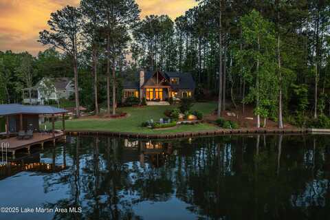 1607 Sturdivant Rd, Jacksons Gap, AL 36861