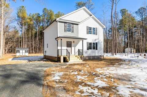 420-X Mattaponi Ave, West Point, VA 23181