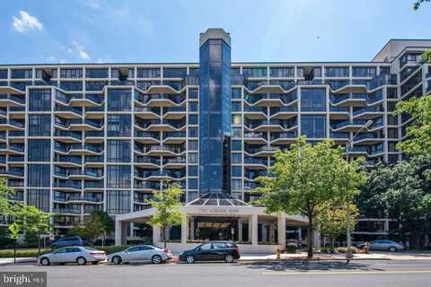 1530 KEY BLVD #402, ARLINGTON, VA 22209