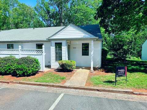 225 Countryplace Lane, Lynchburg, VA 24501
