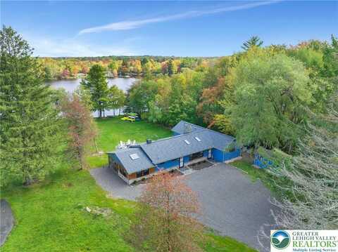 368 Stillwater Drive, Coolbaugh Twp, PA 18346