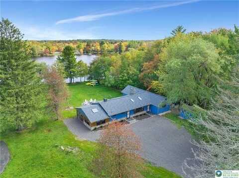 368 Stillwater Drive, Coolbaugh, PA 18346