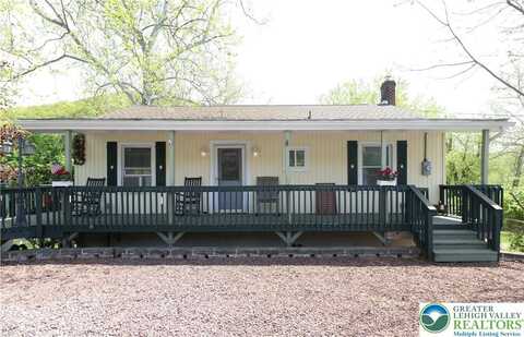 2325 N Delaware Drive, Fair Oaks, PA 18040
