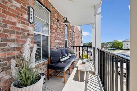 828 GOSWELL, Nashville, TN 37135