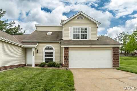 1300 Forest Creek Drive, Saint Charles, MO 63303