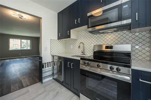 7904 Camelot Lane, Saint Louis, MO 63123