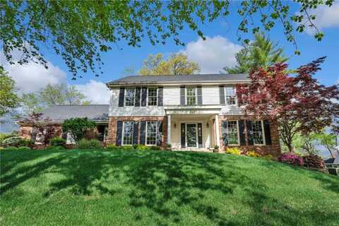 141 Greenbriar Estates Drive, Saint Louis, MO 63122