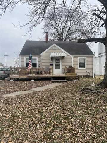 308 S Cedar Street, Trenton, IL 62293
