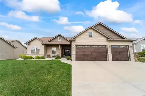 1843 Crimson Oak Drive, Maryville, IL 62062