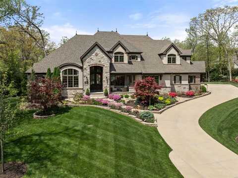 139 Frontenac Forest, Frontenac, MO 63131