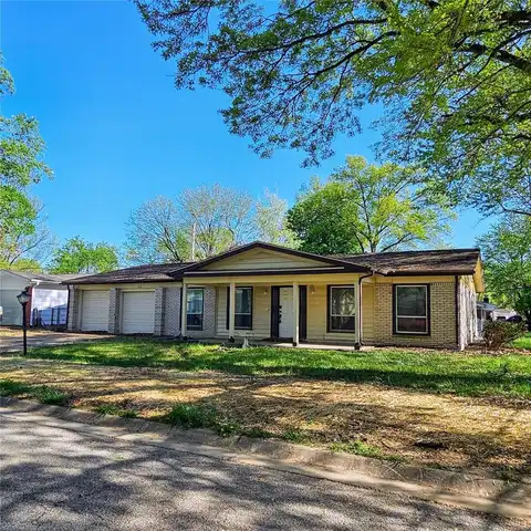 110 Primrose Lane, Fairview Heights, IL 62208