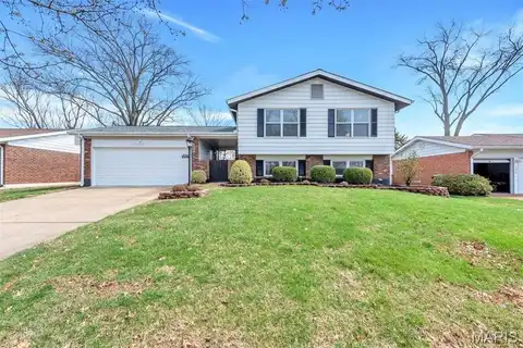 5372 Chatfield Drive, Saint Louis, MO 63129