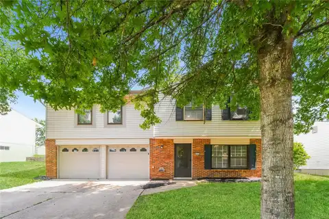 3124 Pinebrook Drive, Arnold, MO 63010