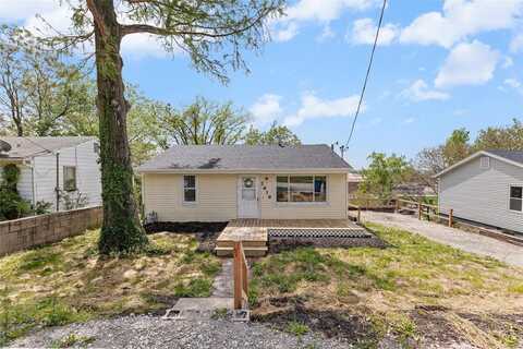 2619 Plainview Terr, Alton, IL 62002