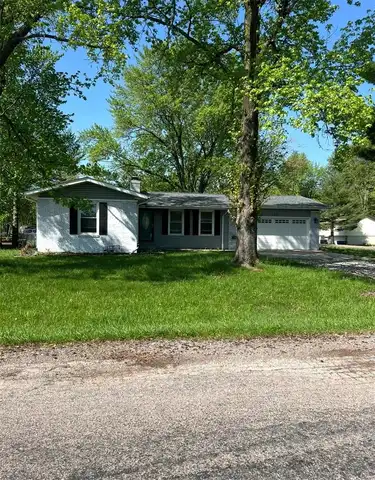 588 Westview Drive, Edwardsville, IL 62025