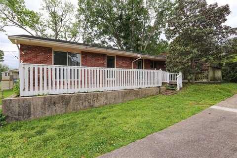1108 N Cape Rock Drive, Cape Girardeau, MO 63701