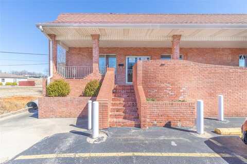 2008 N Westwood Blvd, Poplar Bluff, MO 63901