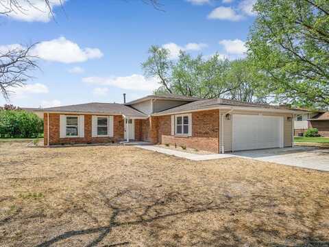 496 E 2nd Street, Trenton, IL 62293
