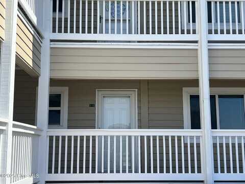 650 Cedar Point Boulevard, Cedar Point, NC 28584
