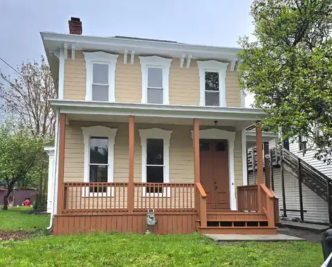 242 W Locust Street, Newark, OH 43055