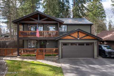 10675 N Lakeview Dr, Hayden Lake, ID 83835