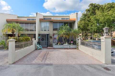 741 E Coco Plum Cir, Plantation, FL 33324