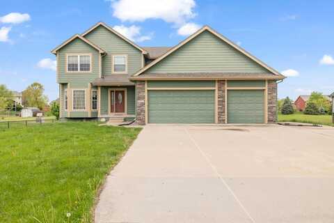 8864 NW Beaver Drive, Johnston, IA 50131