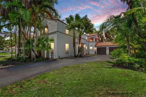 6702 Magnolia Ct, South Miami, FL 33143
