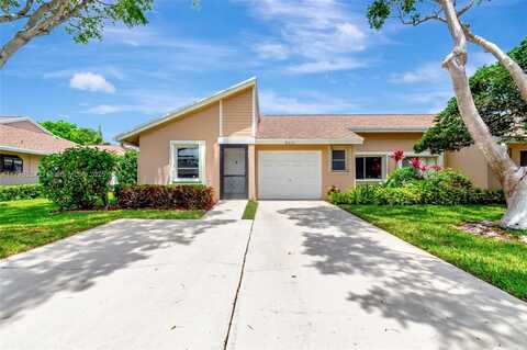 8055 Sweetbriar Way, Boca Raton, FL 33496