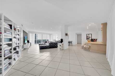 9601 Collins Ave, Bal Harbour, FL 33154