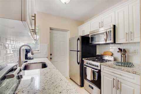 518 SW 7th Ave, Miami, FL 33130